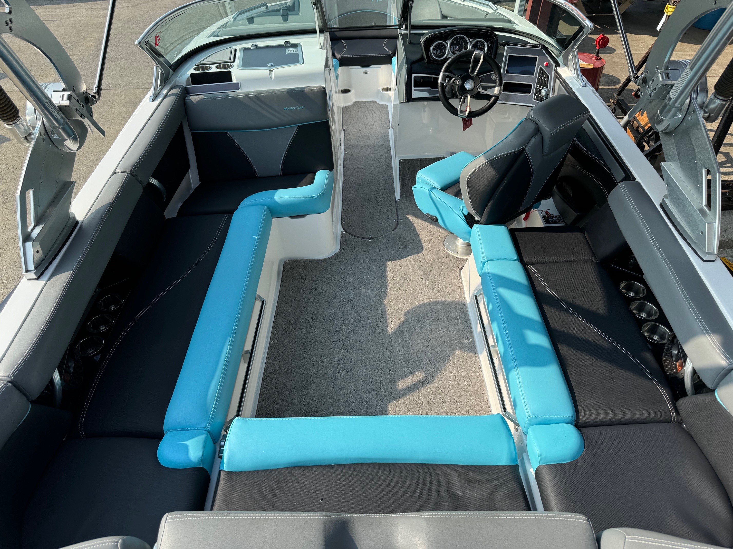 2019 MasterCraft XT22 Icon